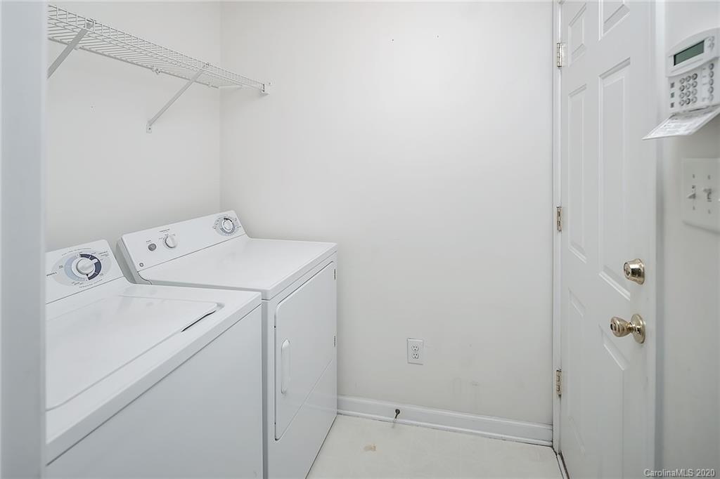 3552 Nevin Brook Road Charlotte, NC 28269 - Photo 10 of 30 Gallery Image 10