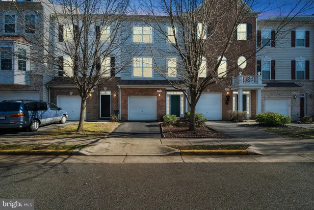 $3,000 | 7885 Azalea Cove Terrace, Alexandria, VA 22315