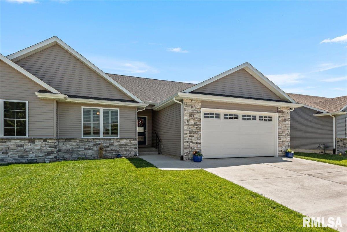 3702 Westgate Drive Springfield, IL 62711 - Photo 2 of 43