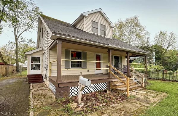 $275,000 | 33 Henry Street, Berea, OH 44017