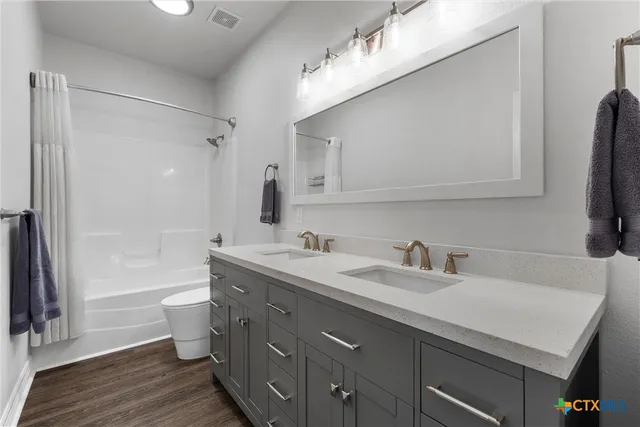 $899,000 | 4001 High Oak Drive, Belton, TX 76513