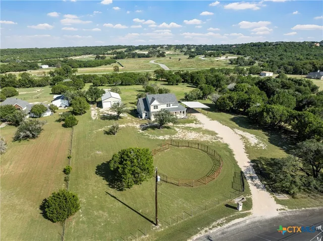 $899,000 | 4001 High Oak Drive, Belton, TX 76513