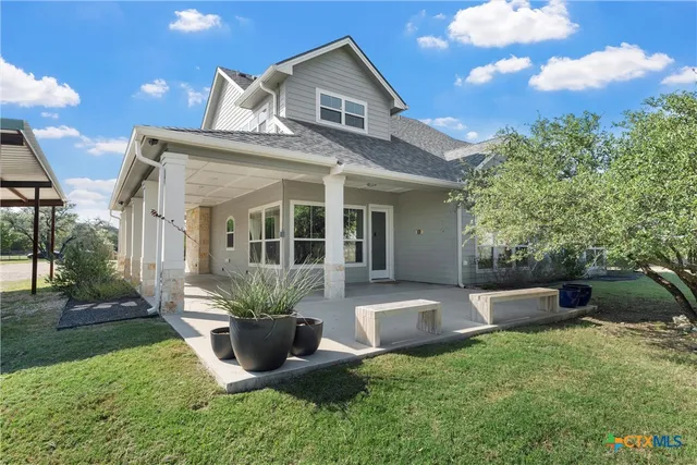 $899,000 | 4001 High Oak Drive, Belton, TX 76513