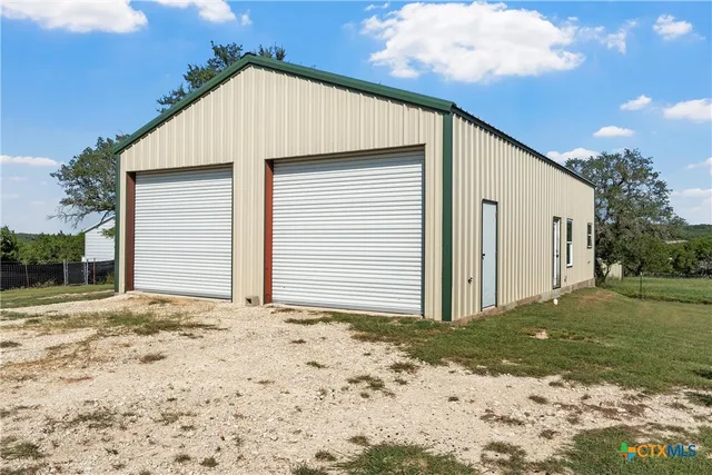 $899,000 | 4001 High Oak Drive, Belton, TX 76513