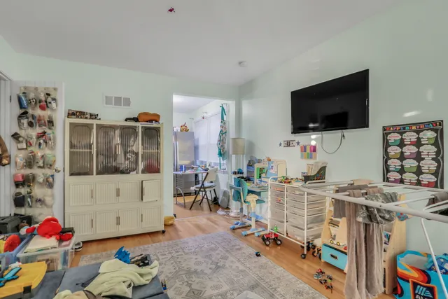 $889,900 | 4956 Louise Street, Skokie, IL 60077