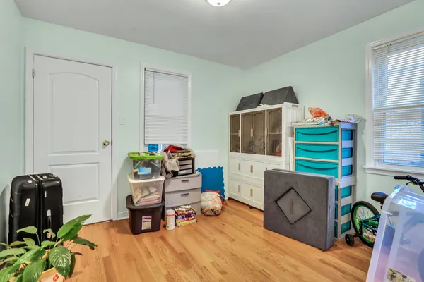 $859,900 | 4956 Louise Street, Skokie, IL 60077
