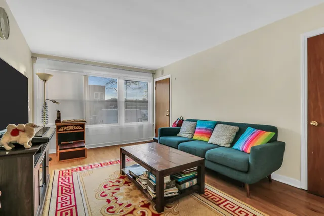 $889,900 | 4956 Louise Street, Skokie, IL 60077