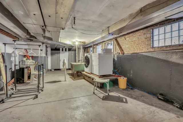 $889,900 | 4956 Louise Street, Skokie, IL 60077