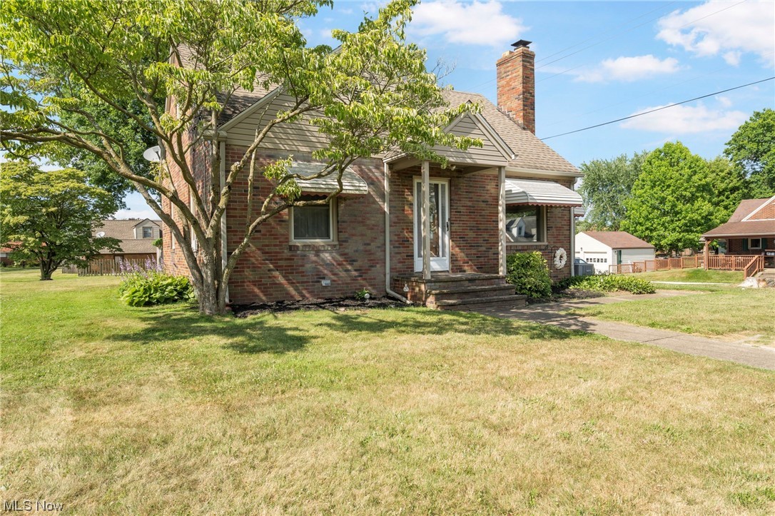 4505 Emma Place Northwest Canton, OH 44708 - Photo 3 of 22 Gallery Image 3