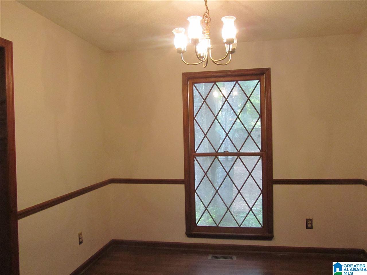 1402 Lloyd Road Sylacauga, AL 35150 - Photo 3 of 12