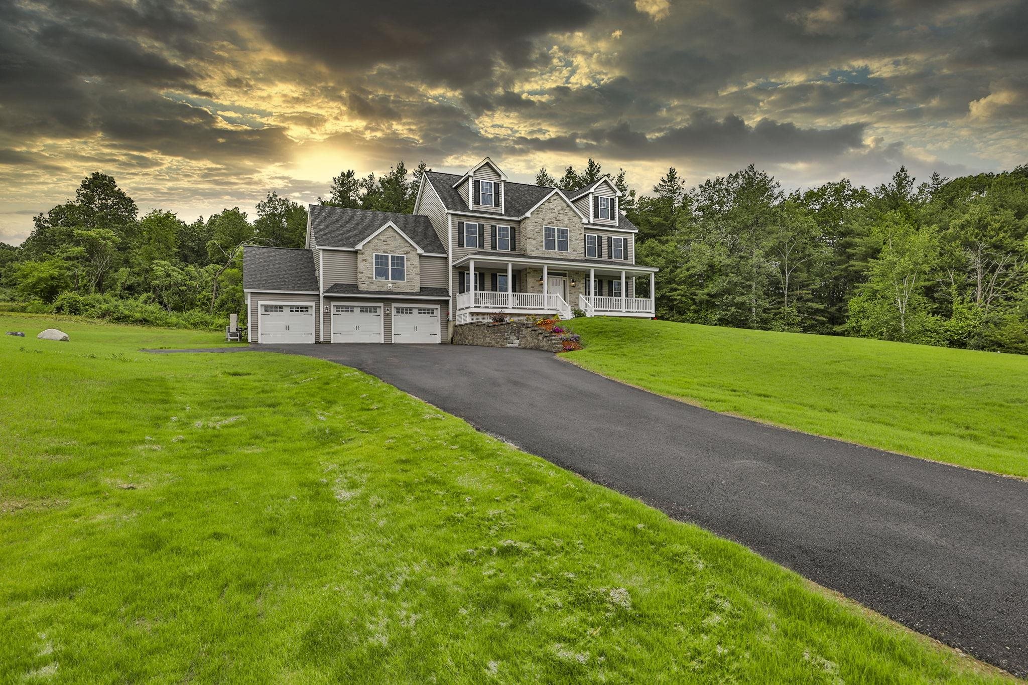 18 Nelsons Way Hollis, NH 03049 - Photo 1 of 54 Gallery Image 1