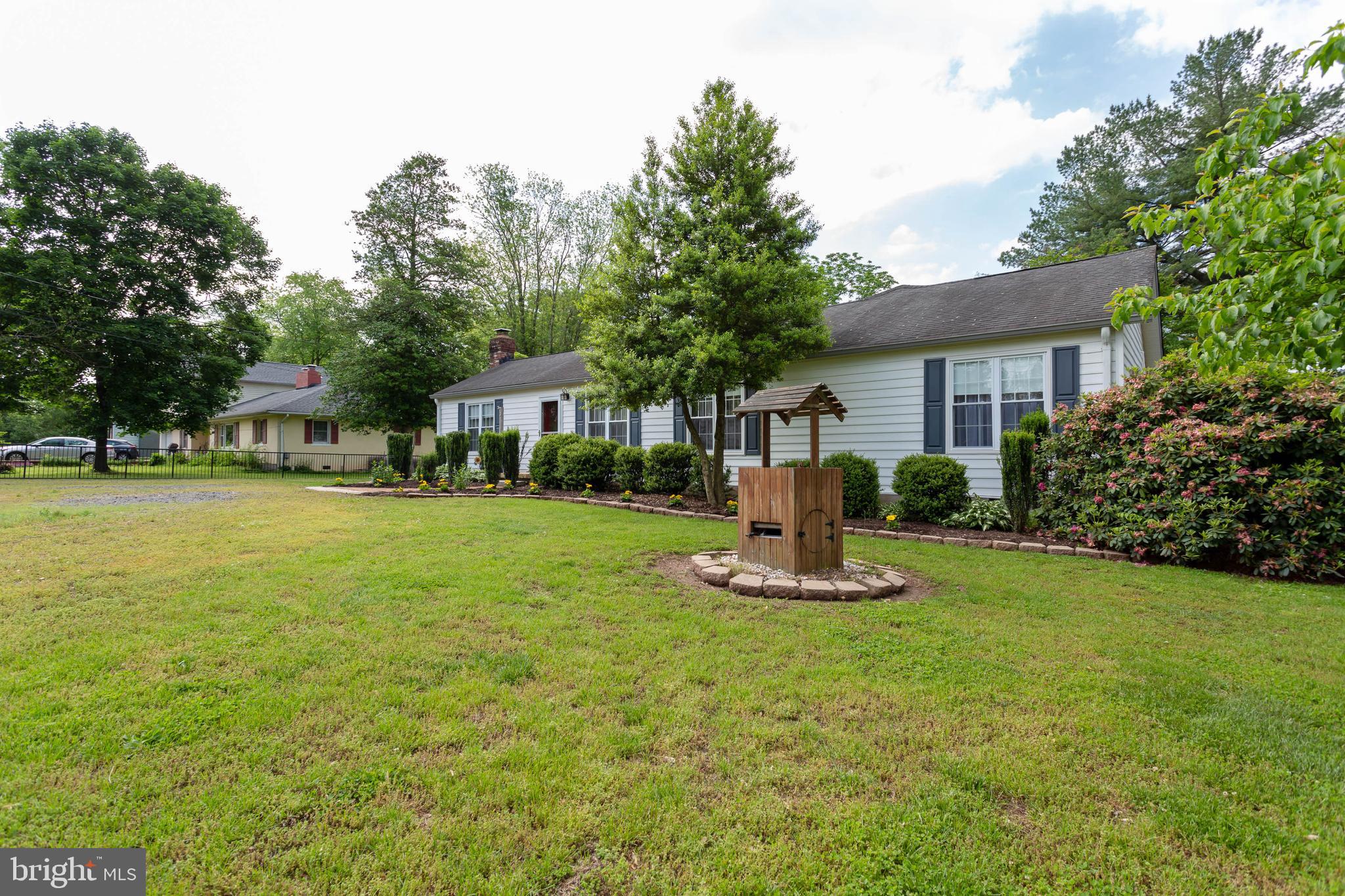 8021 Rugby Road Manassas, VA 20111 - Photo 3 of 20 Gallery Image 3