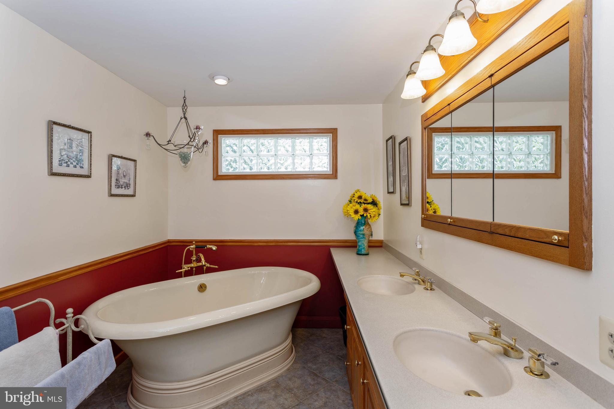8021 Rugby Road Manassas, VA 20111 - Photo 9 of 20 Gallery Image 9