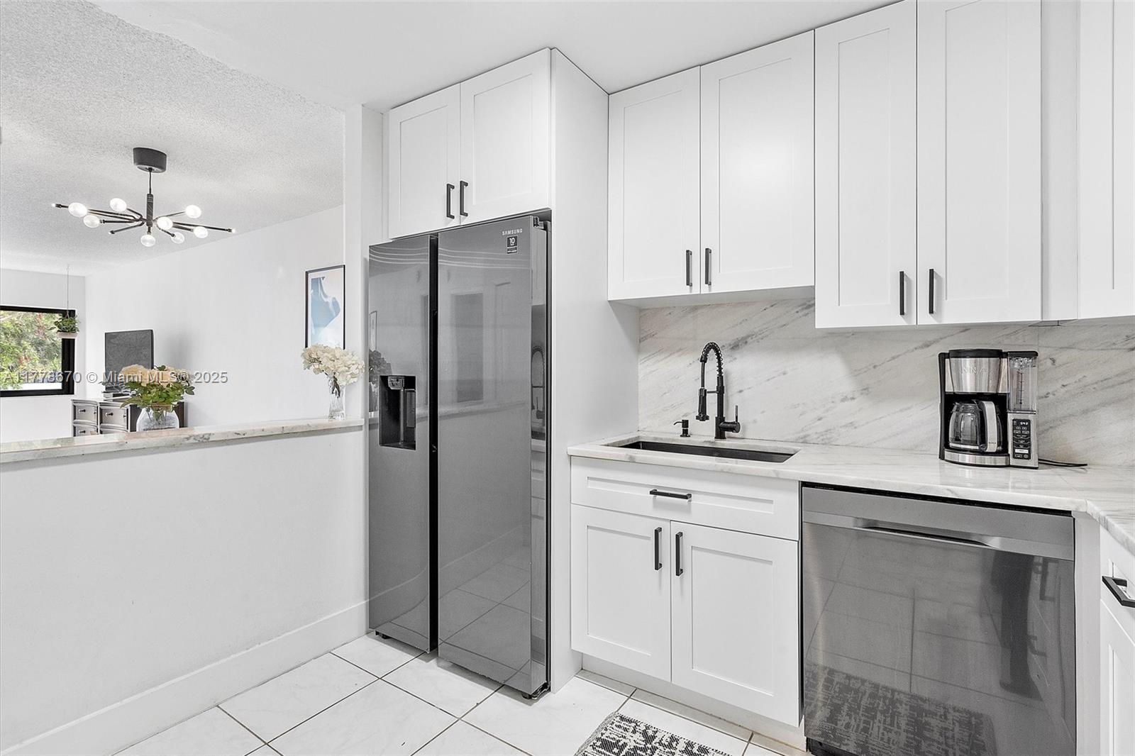 301 Racquet Club Road, Unit 208 Weston, FL 33326 - Photo 12 of 33 Gallery Image 12