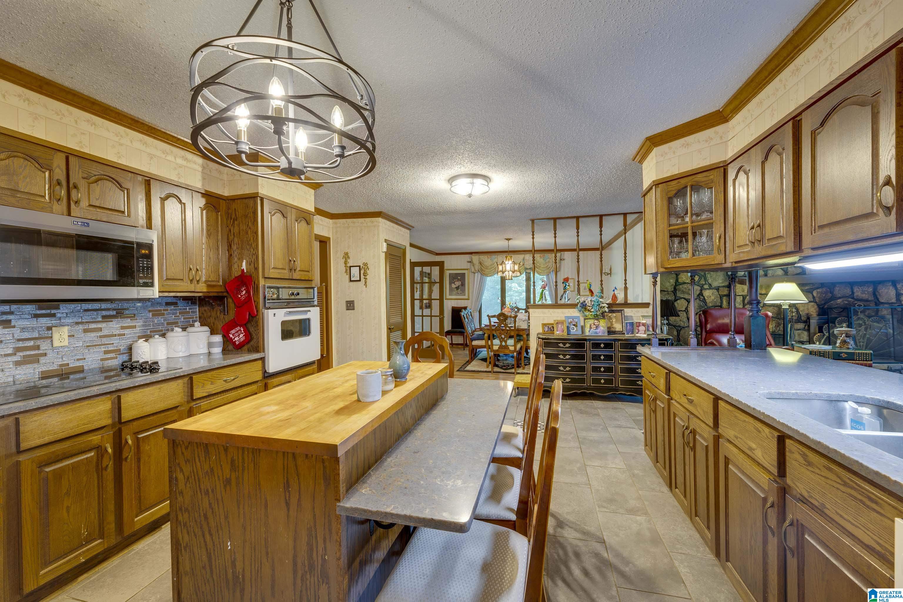 595 Kirby Road Oxford, AL 36203 - Photo 7 of 39