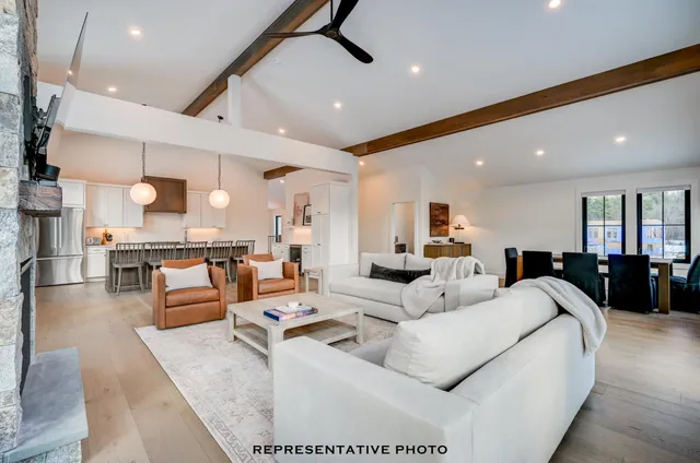 $1,200,000 | 21 Hidden Glade Drive, Bartlett, NH 03845