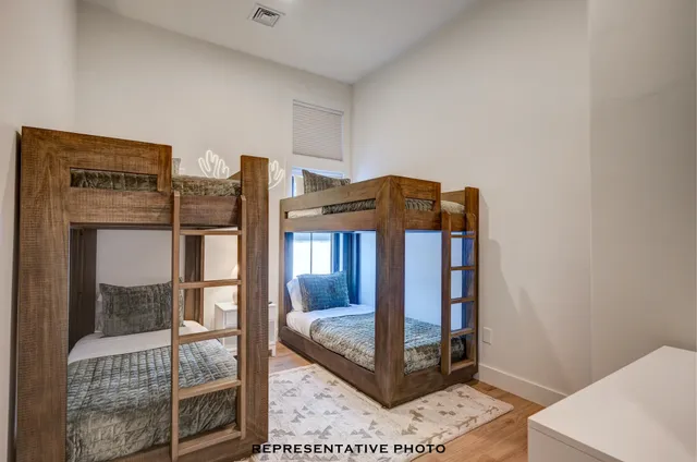 $1,200,000 | 21 Hidden Glade Drive, Bartlett, NH 03845