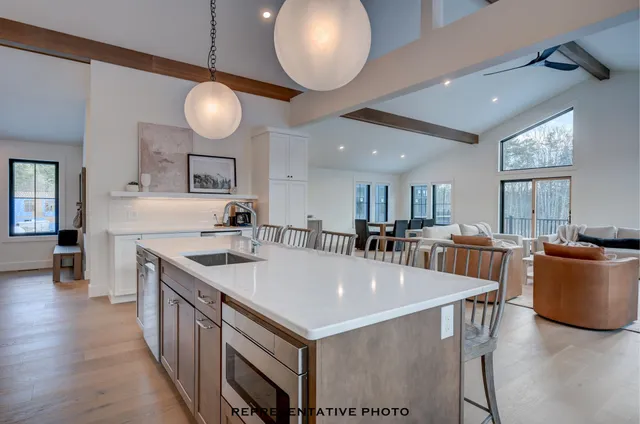 $1,200,000 | 21 Hidden Glade Drive, Bartlett, NH 03845