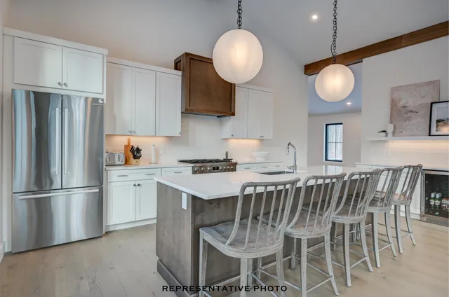 $1,200,000 | 21 Hidden Glade Drive, Bartlett, NH 03845