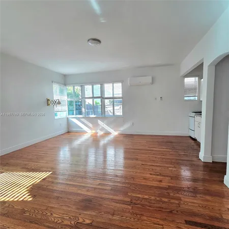 $1,650 | 7936 Harding Avenue, Unit 6, Miami Beach, FL 33141