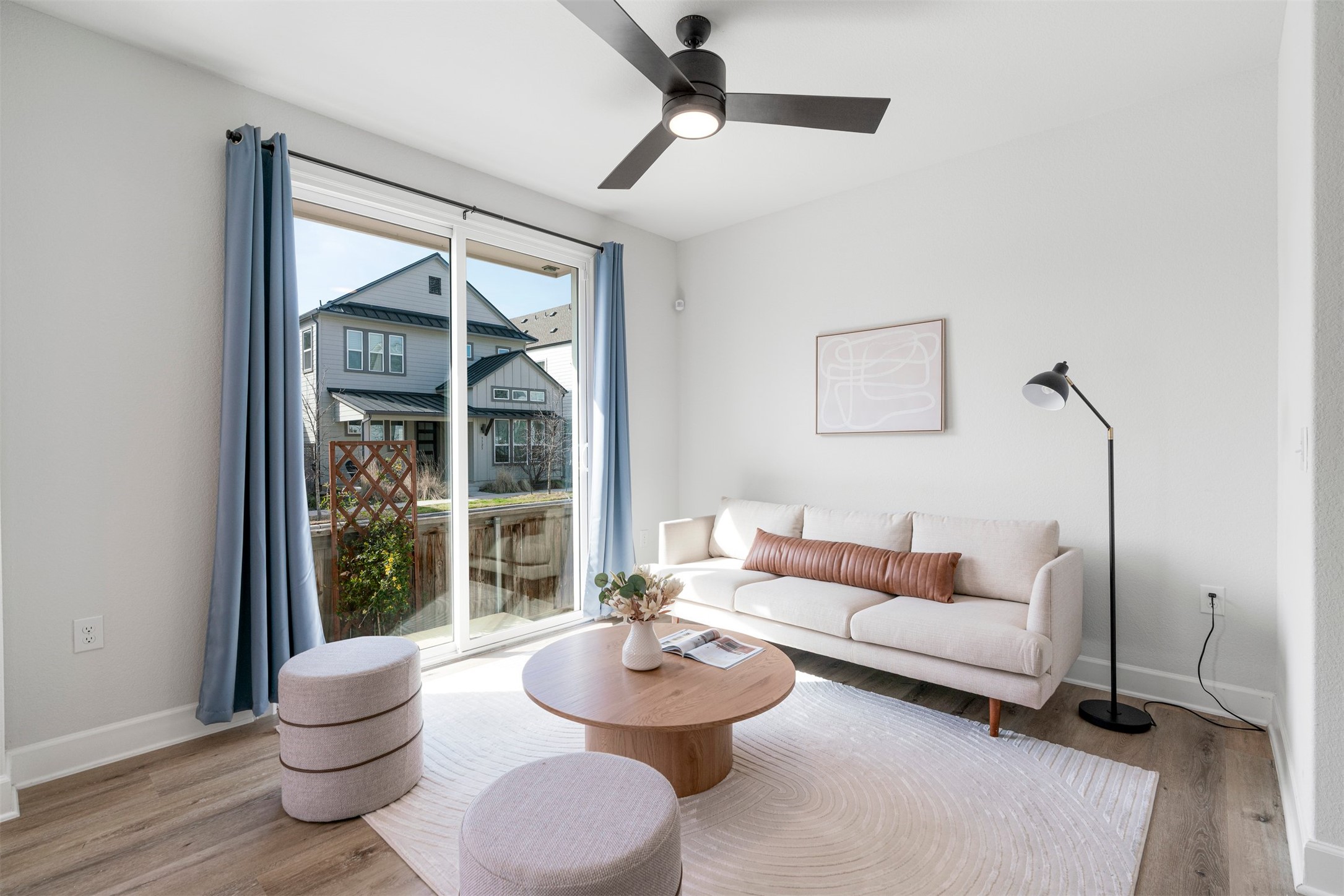 3900 Taniguchi Street Austin, TX 78723 - Photo 9 of 39 The flex space is bright and open, with a ceiling fan that keeps the space comfortable year round.
