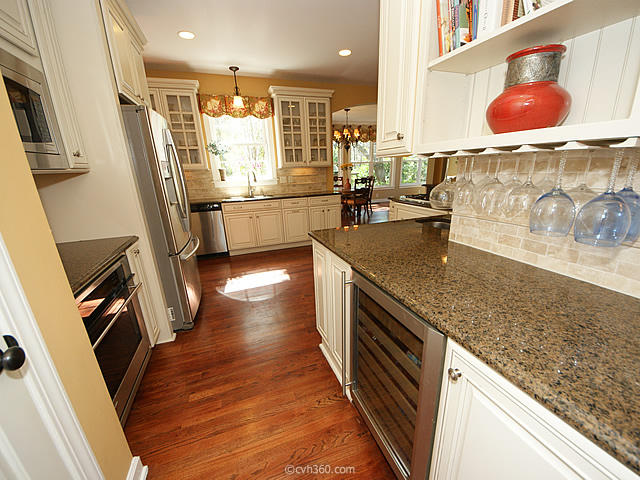 930 Compass Point Charleston, SC 29412 - Photo 11 of 41 Kitchen