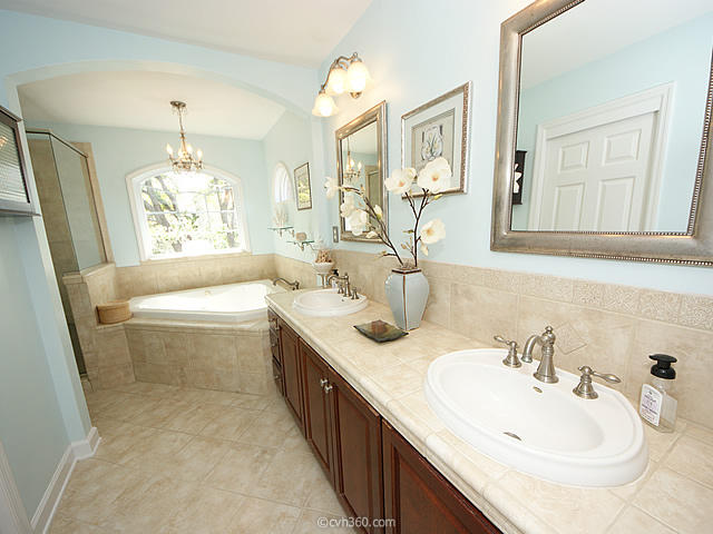 930 Compass Point Charleston, SC 29412 - Photo 22 of 41 Master Bathroom