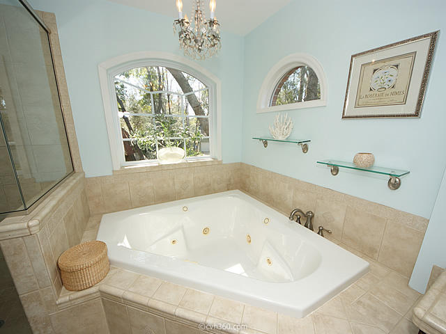 930 Compass Point Charleston, SC 29412 - Photo 23 of 41 Jetted Tub