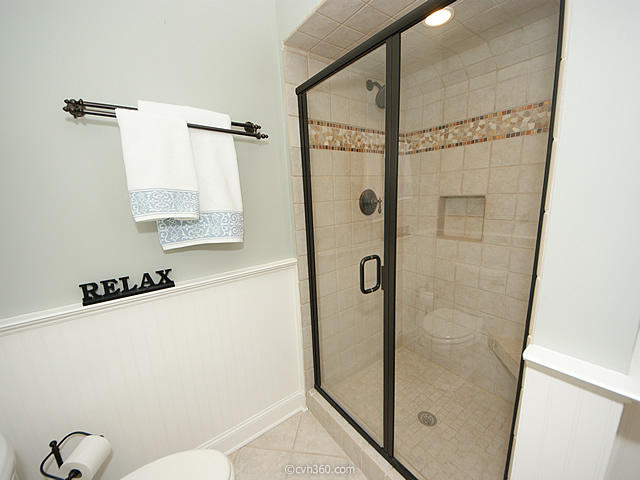 930 Compass Point Charleston, SC 29412 - Photo 33 of 41 Guest Bathroom