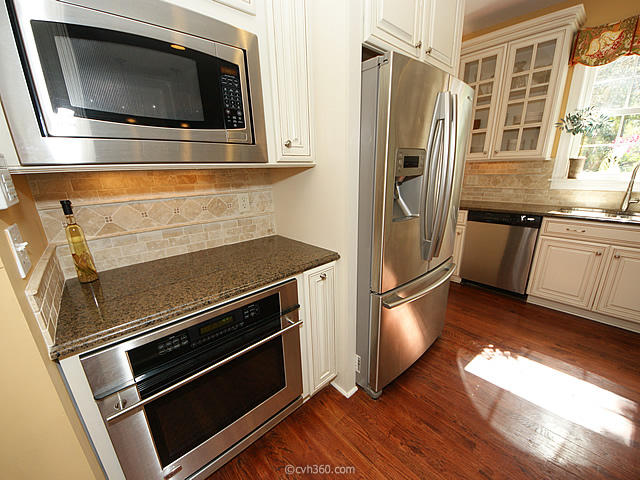 930 Compass Point Charleston, SC 29412 - Photo 10 of 41 Kitchen