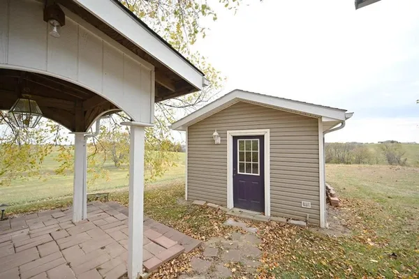 $999,000 | 22745 King Road, Weston, MO 64098