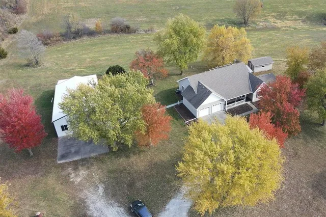 $999,000 | 22745 King Road, Weston, MO 64098