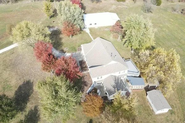 $999,000 | 22745 King Road, Weston, MO 64098