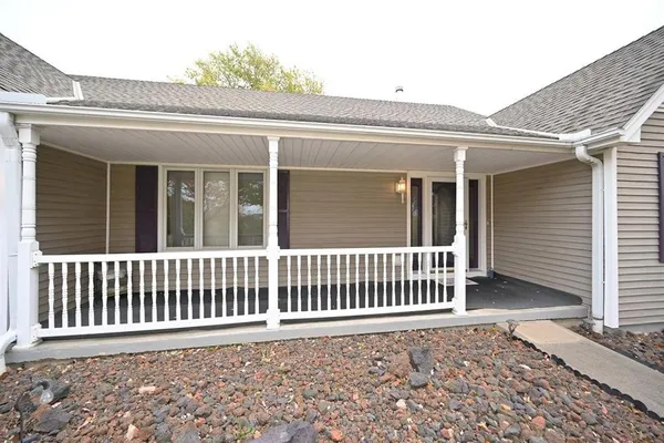 $999,000 | 22745 King Road, Weston, MO 64098