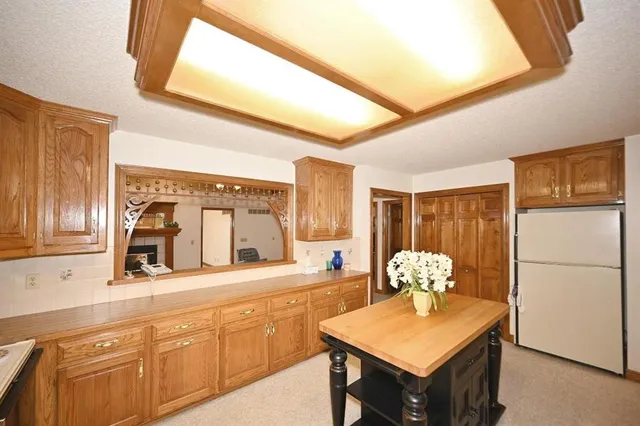 $999,000 | 22745 King Road, Weston, MO 64098