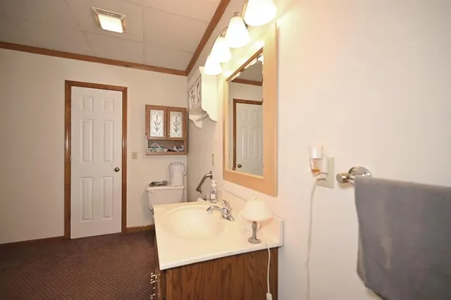 $999,000 | 22745 King Road, Weston, MO 64098