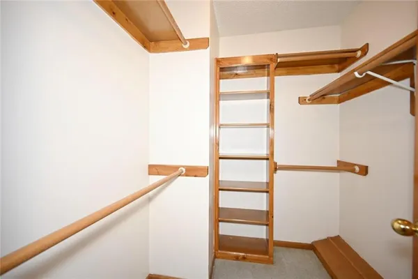 $999,000 | 22745 King Road, Weston, MO 64098