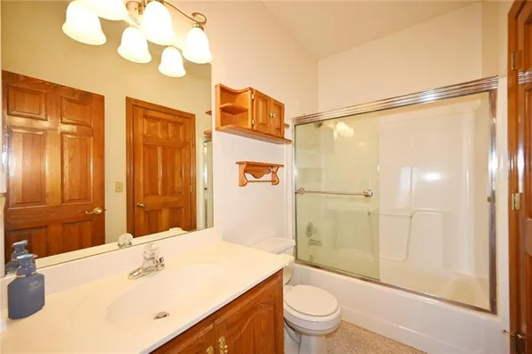 $999,000 | 22745 King Road, Weston, MO 64098