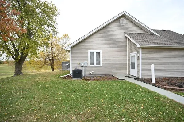 $999,000 | 22745 King Road, Weston, MO 64098