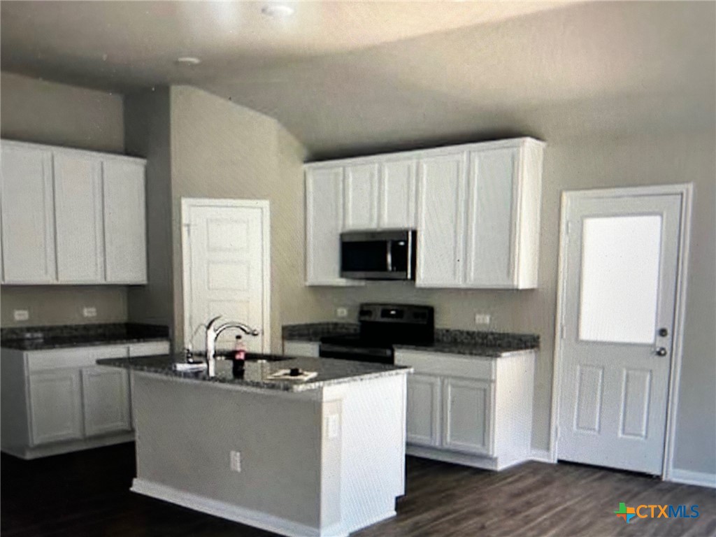 1109 Elm Fall Fall, Unit FALL Seguin, TX 78155 - Photo 5 of 20