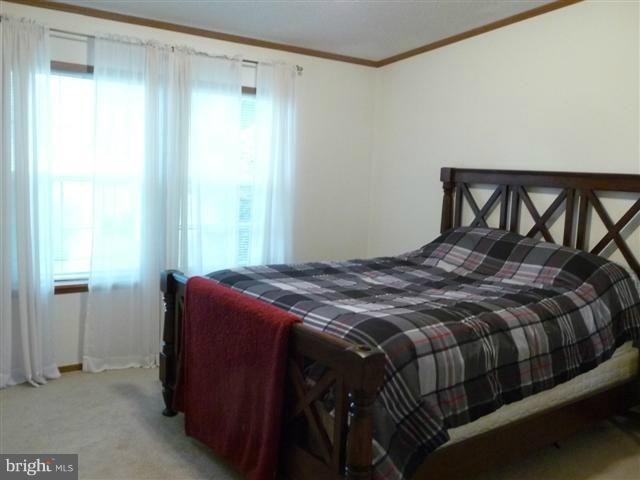 2145 Albert Rill Road Hampstead, MD 21074 - Photo 10 of 11 Bedroom (Master)
