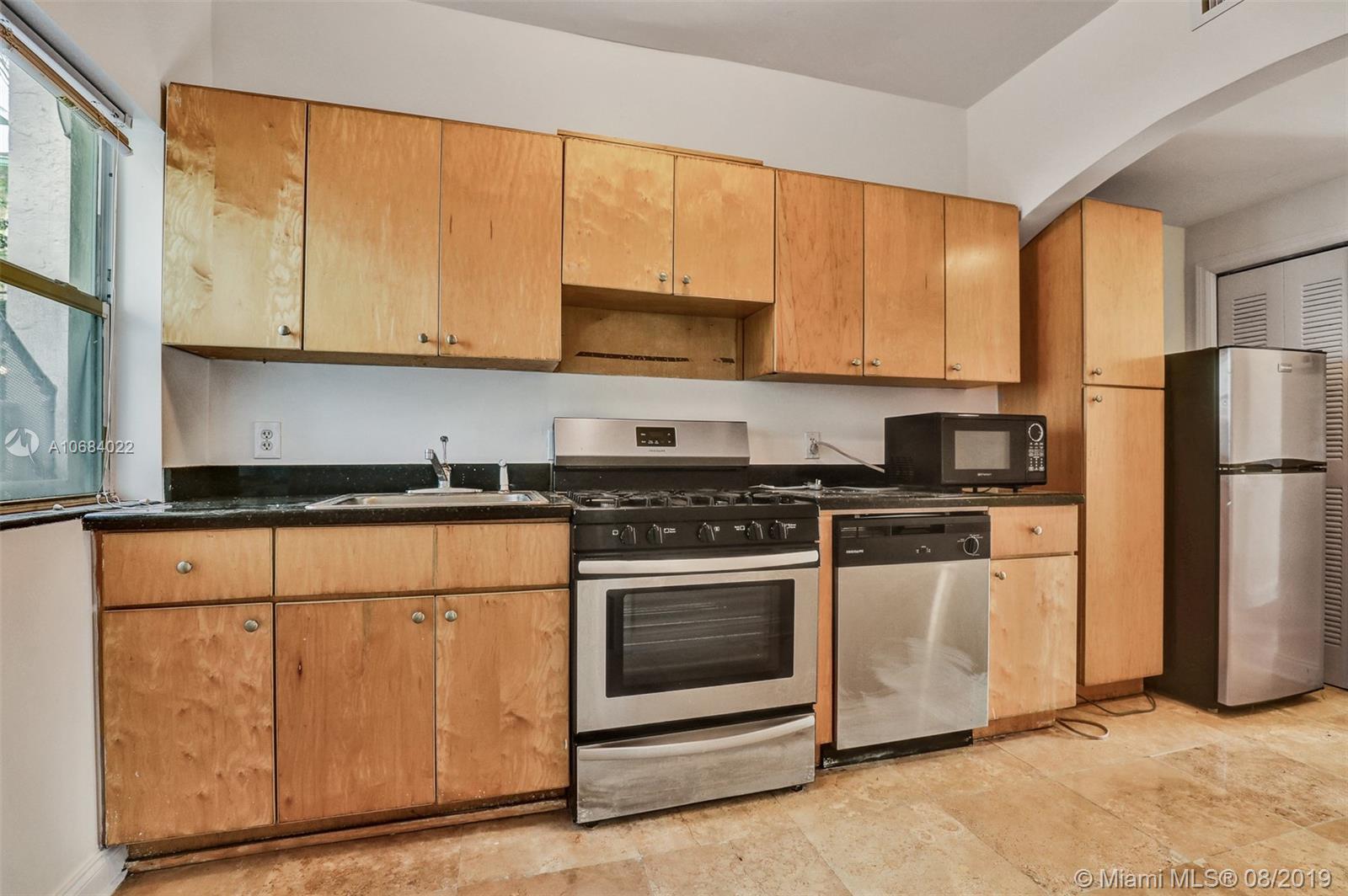 1027 Euclid Avenue, Unit 2 Miami Beach, FL 33139 - Photo 6 of 20