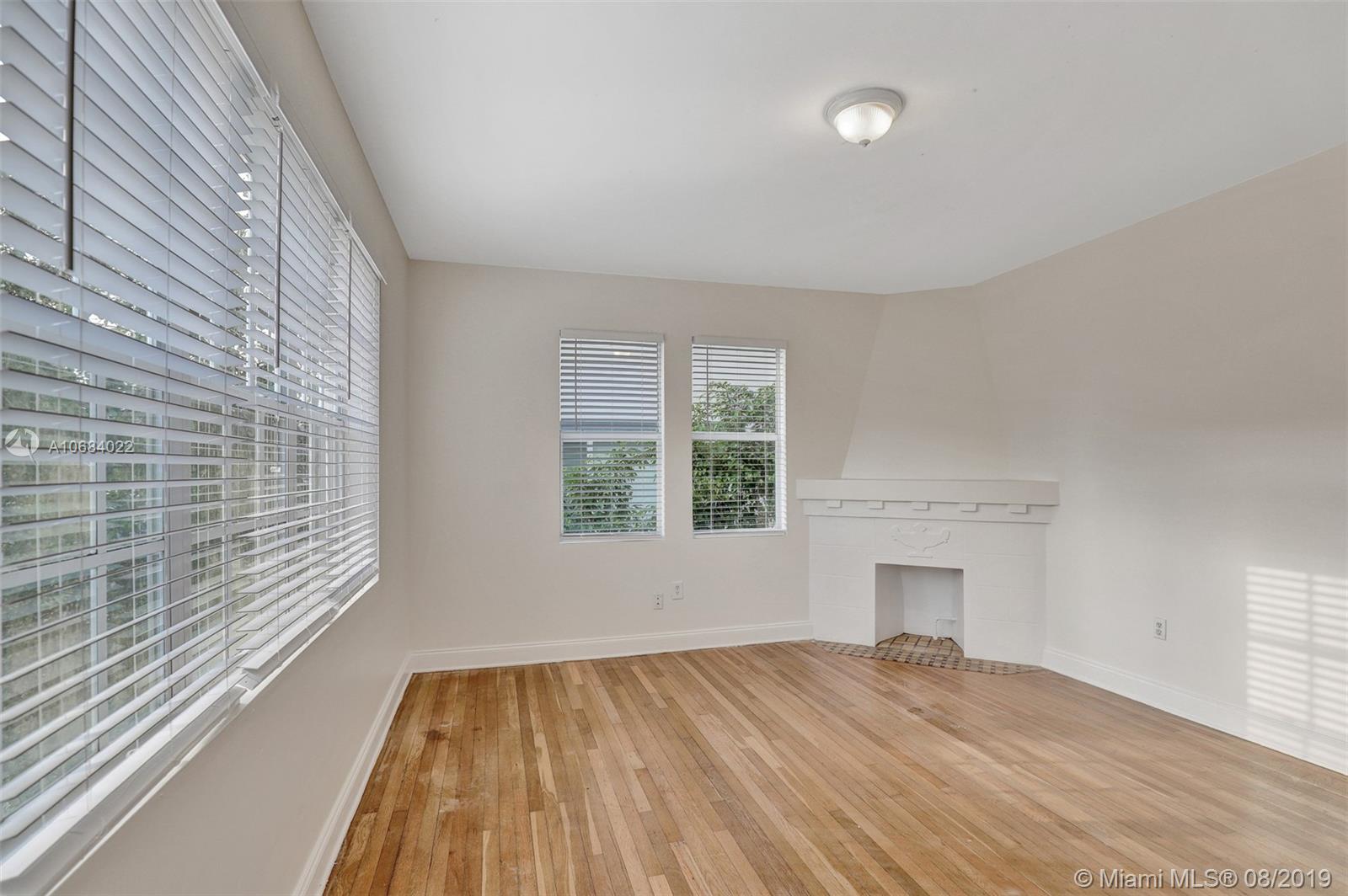 1027 Euclid Avenue, Unit 2 Miami Beach, FL 33139 - Photo 10 of 20