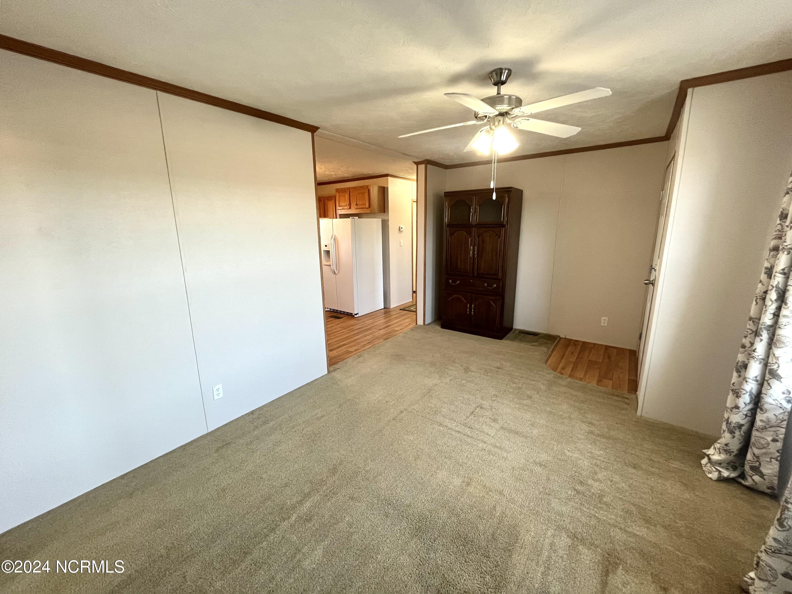 6943 Twisted Hickory Road Elizabethtown, NC 28337 - Photo 8 of 25 Living Room