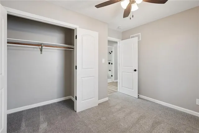 $245,000 | 103 West Edgewood Drive, Edgerton, KS 66021