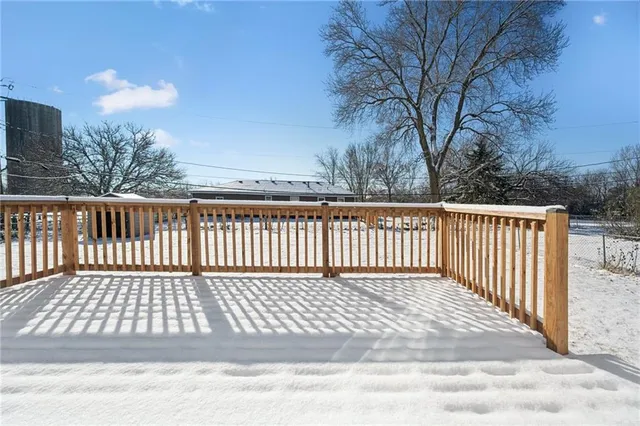 $245,000 | 103 West Edgewood Drive, Edgerton, KS 66021