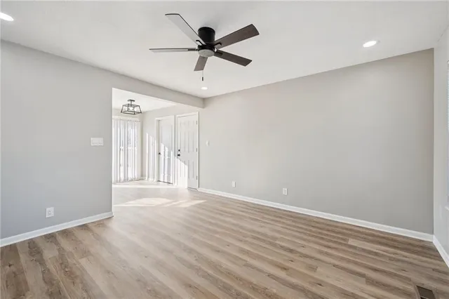 $245,000 | 103 West Edgewood Drive, Edgerton, KS 66021