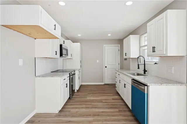 $245,000 | 103 West Edgewood Drive, Edgerton, KS 66021