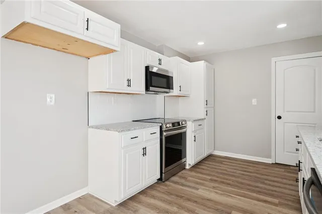 $245,000 | 103 West Edgewood Drive, Edgerton, KS 66021