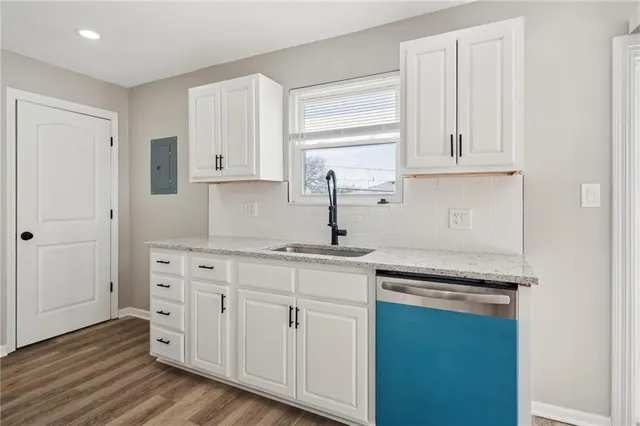 $245,000 | 103 West Edgewood Drive, Edgerton, KS 66021